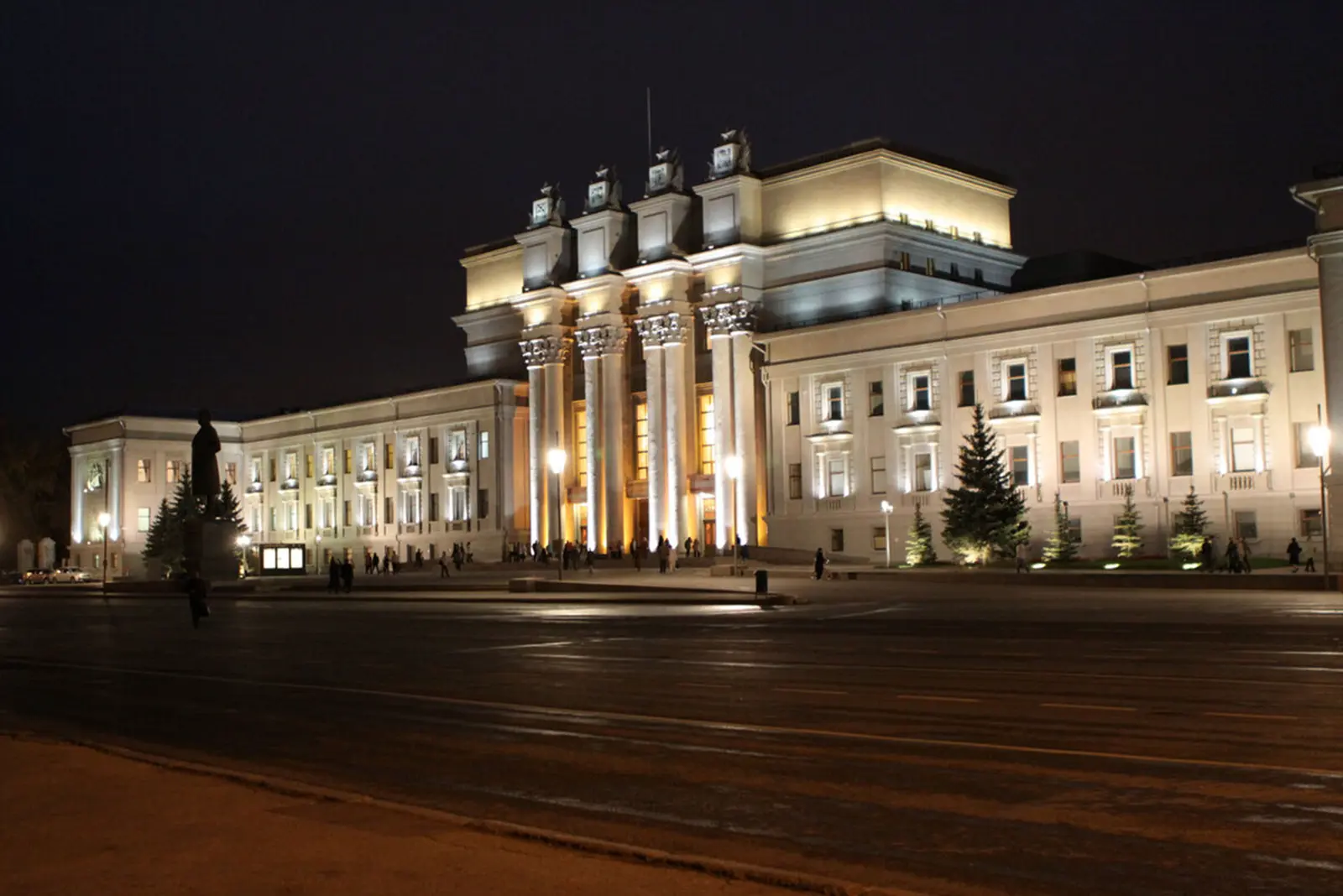 Самара: 3 главных площади